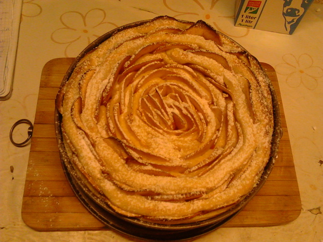 Almarózsa torta havasan