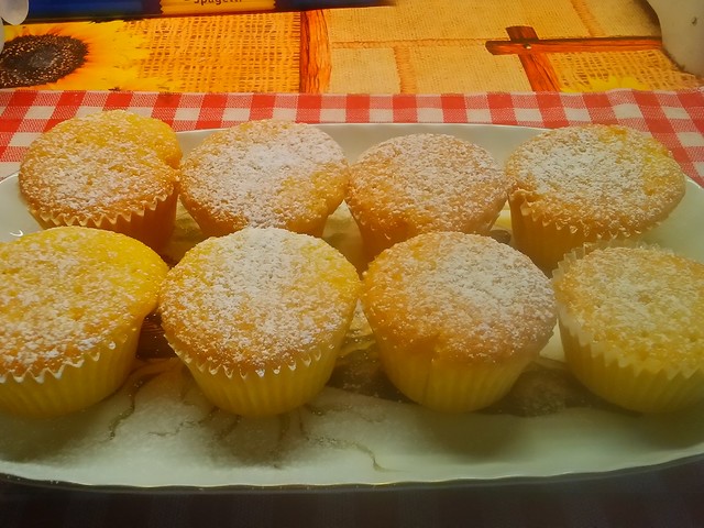 Vaníliás pudinggal töltött muffin