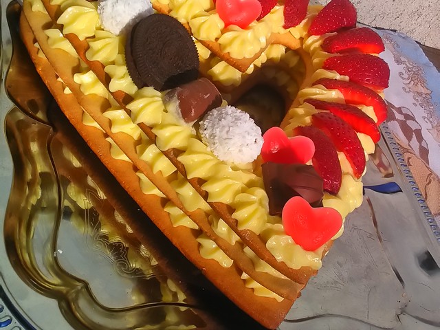 Valentin napi cream tart torta