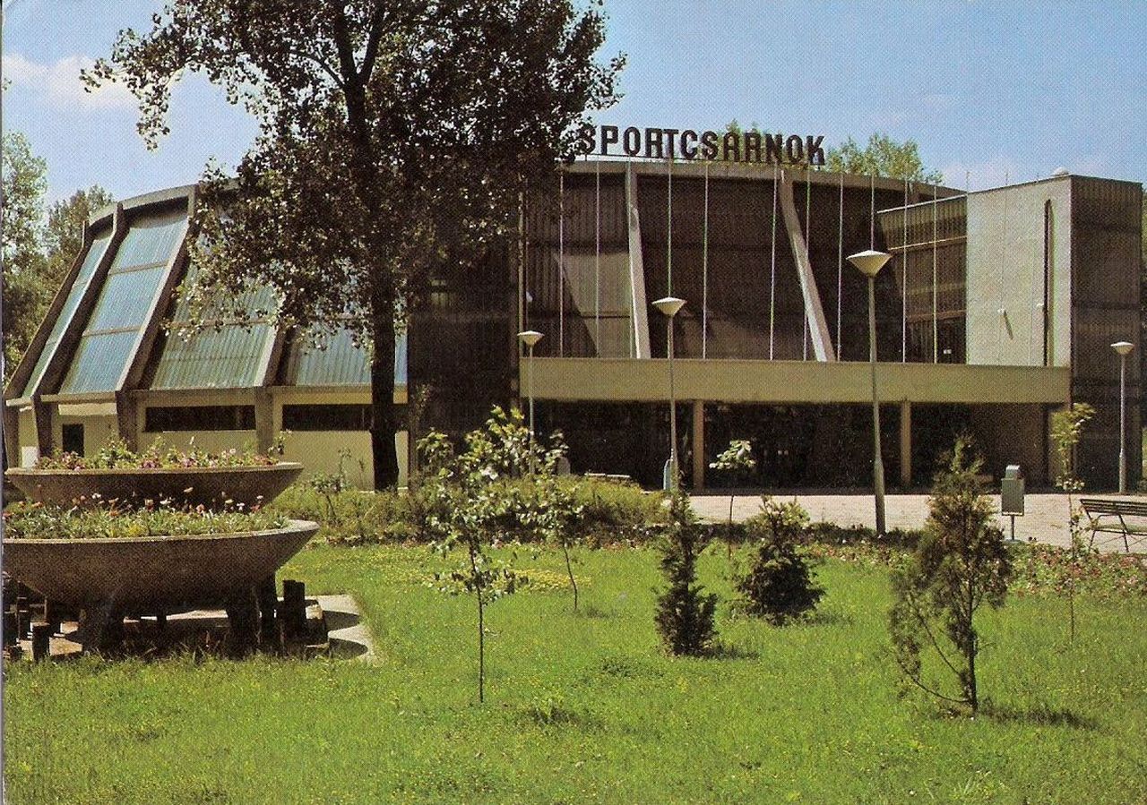 210422-sportcsarnok.jpg