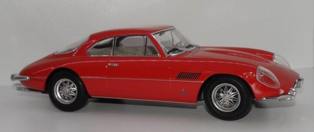 ferrari_400_superamerica_kk_scale.jpg