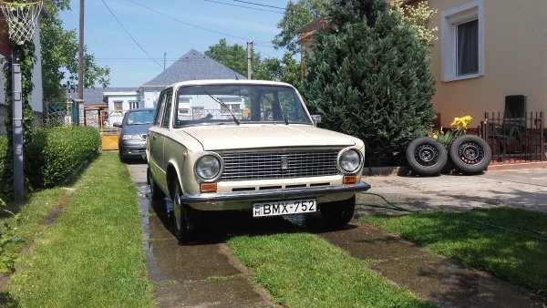 vaz_21013_lada_1200s_9.jpg