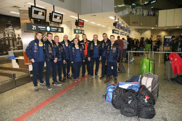 Útnak indult a magyar Dakar csapat