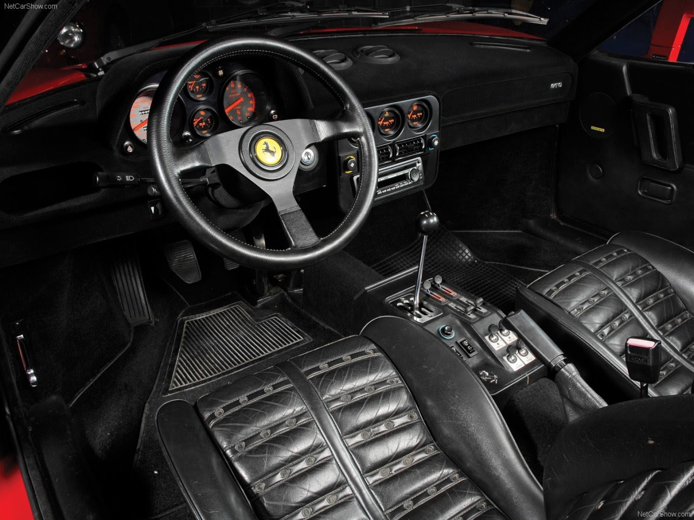 ferrari_288_gto_3.jpg