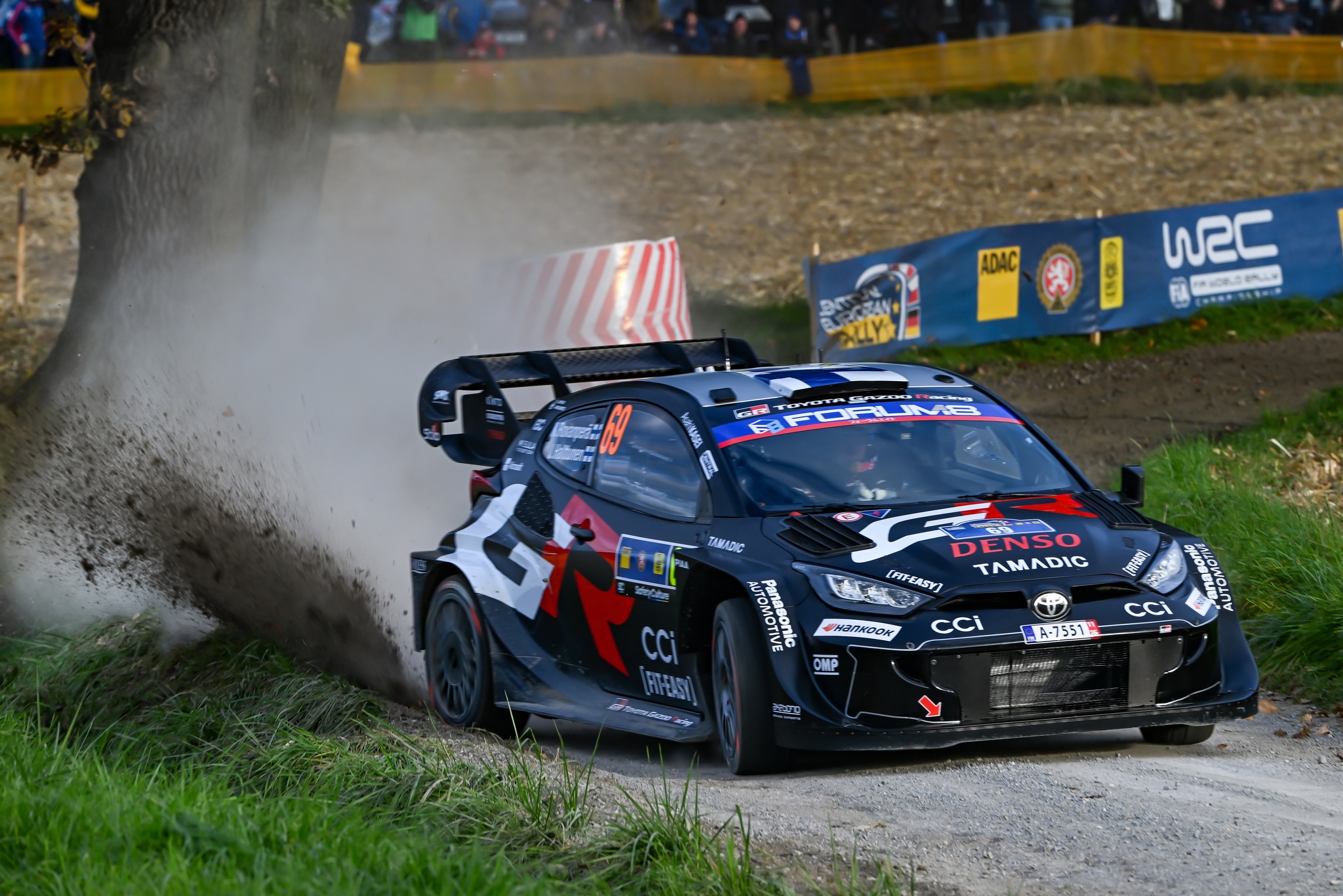 Kalle Rovanpera nyerte a WRC Közép-Európa rallyt
