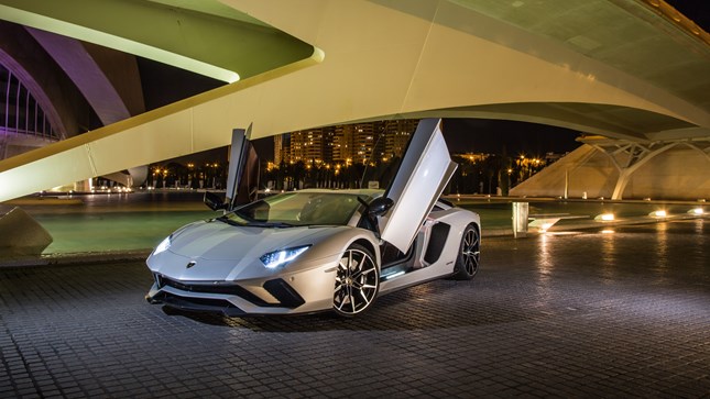 Lamborghini Aventador S