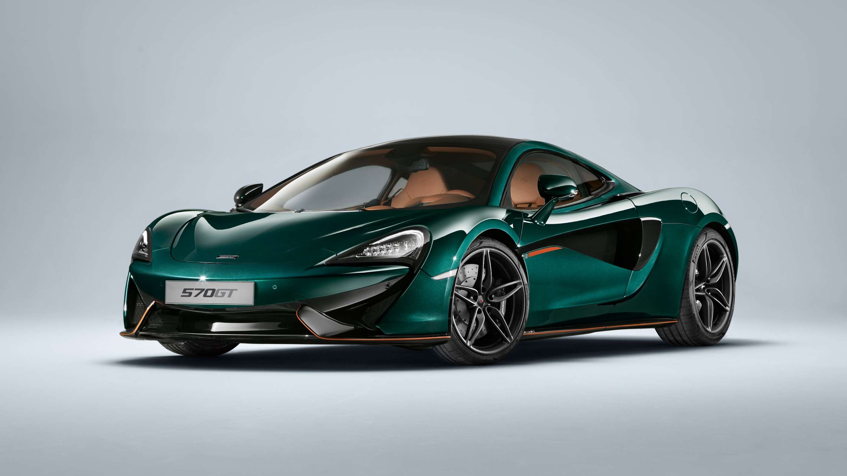 6db McLaren 570GT XP zöld színben