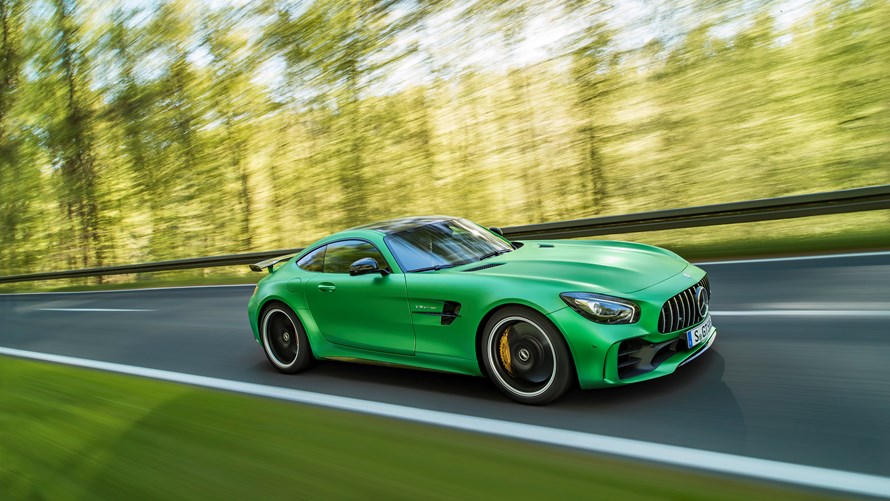 mercedes_benz_amg_gt_r_24061609.jpg