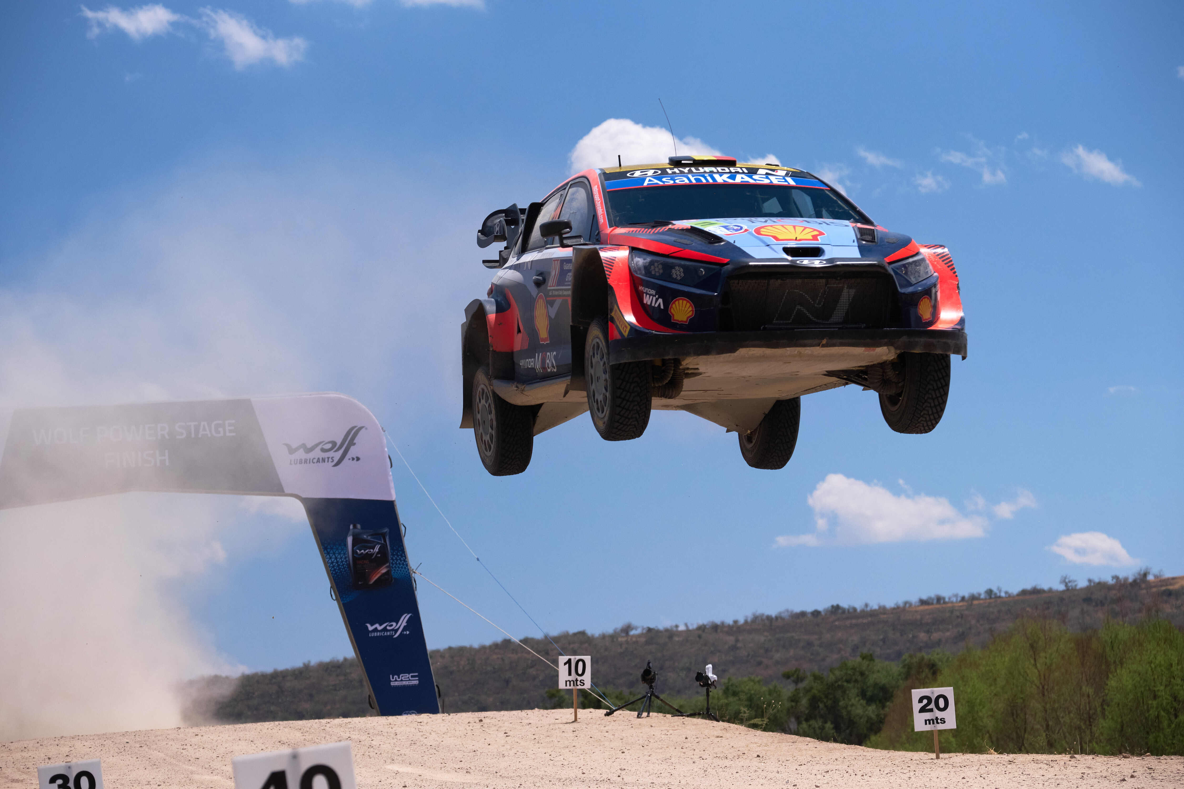 neuville_5.jpg