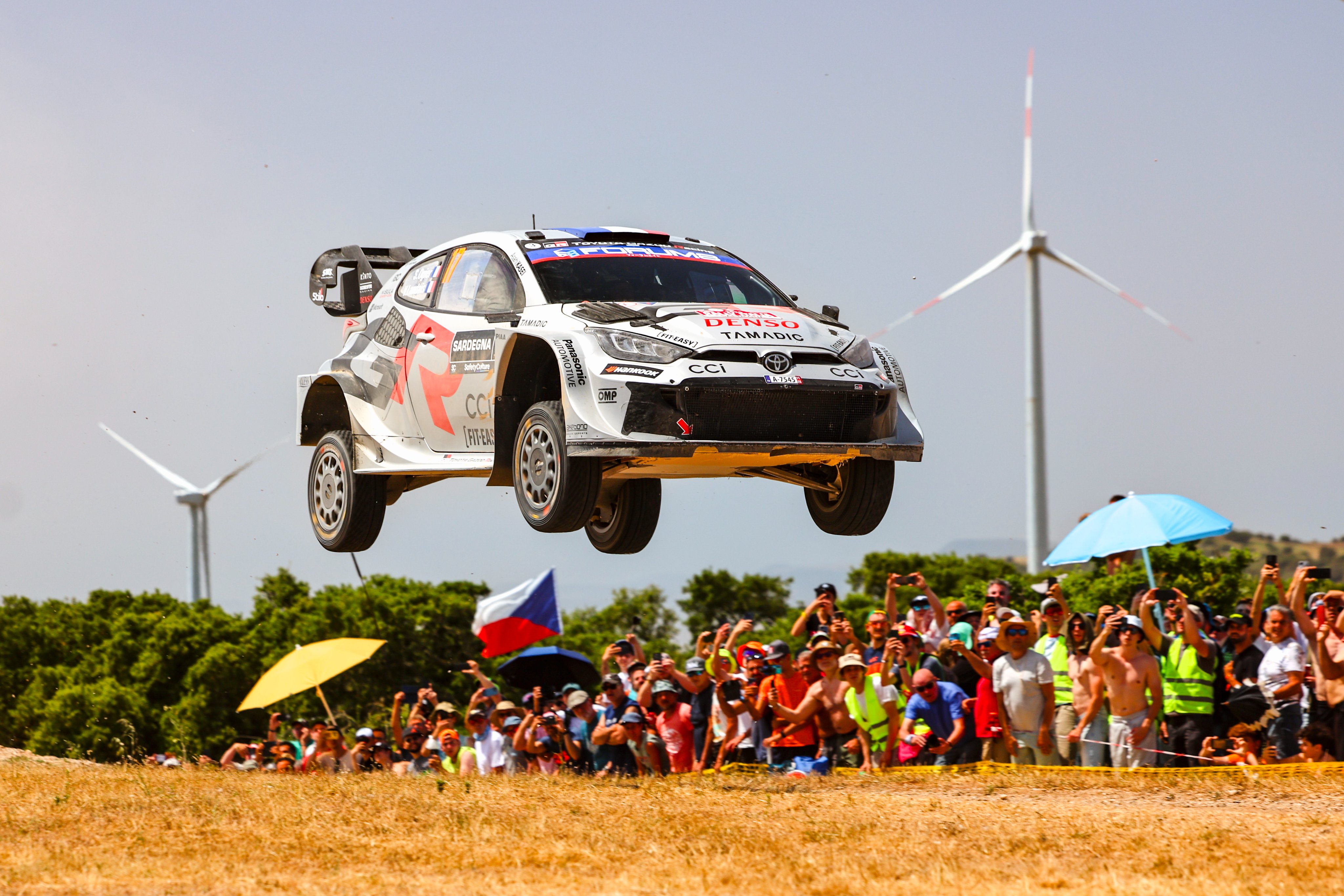Sebastien Ogier nyerte a WRC Szardínia rallyt (is)