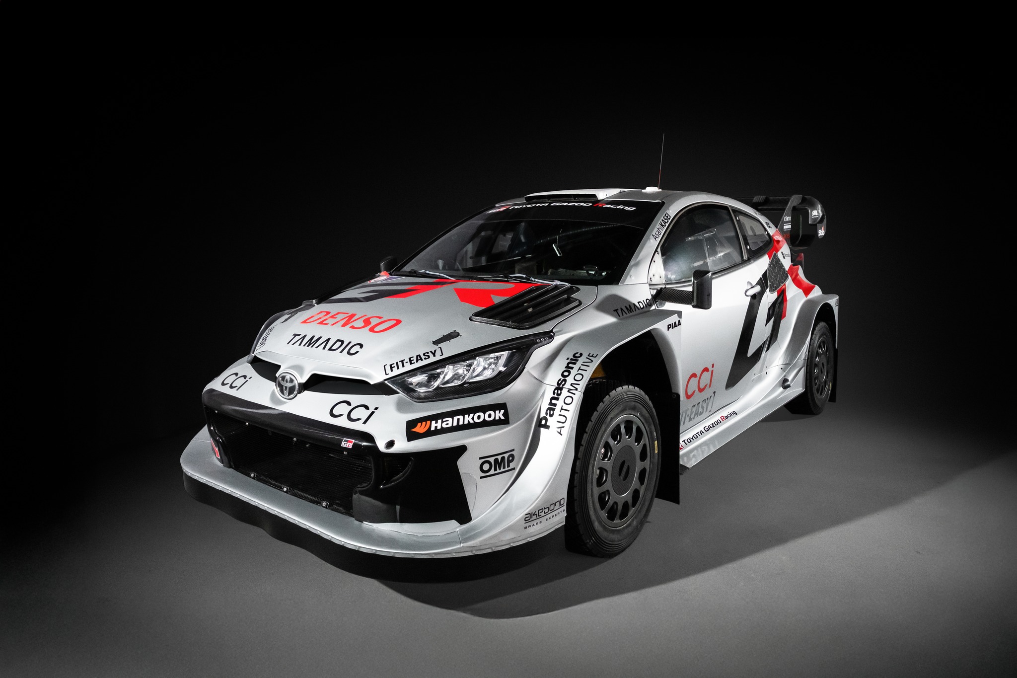 Kivilágosodtak a Toyota Yaris rallyautók