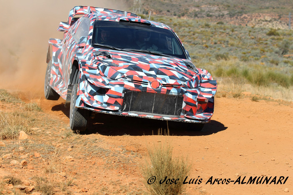 Újra teszten az új Toyota Yaris WRC