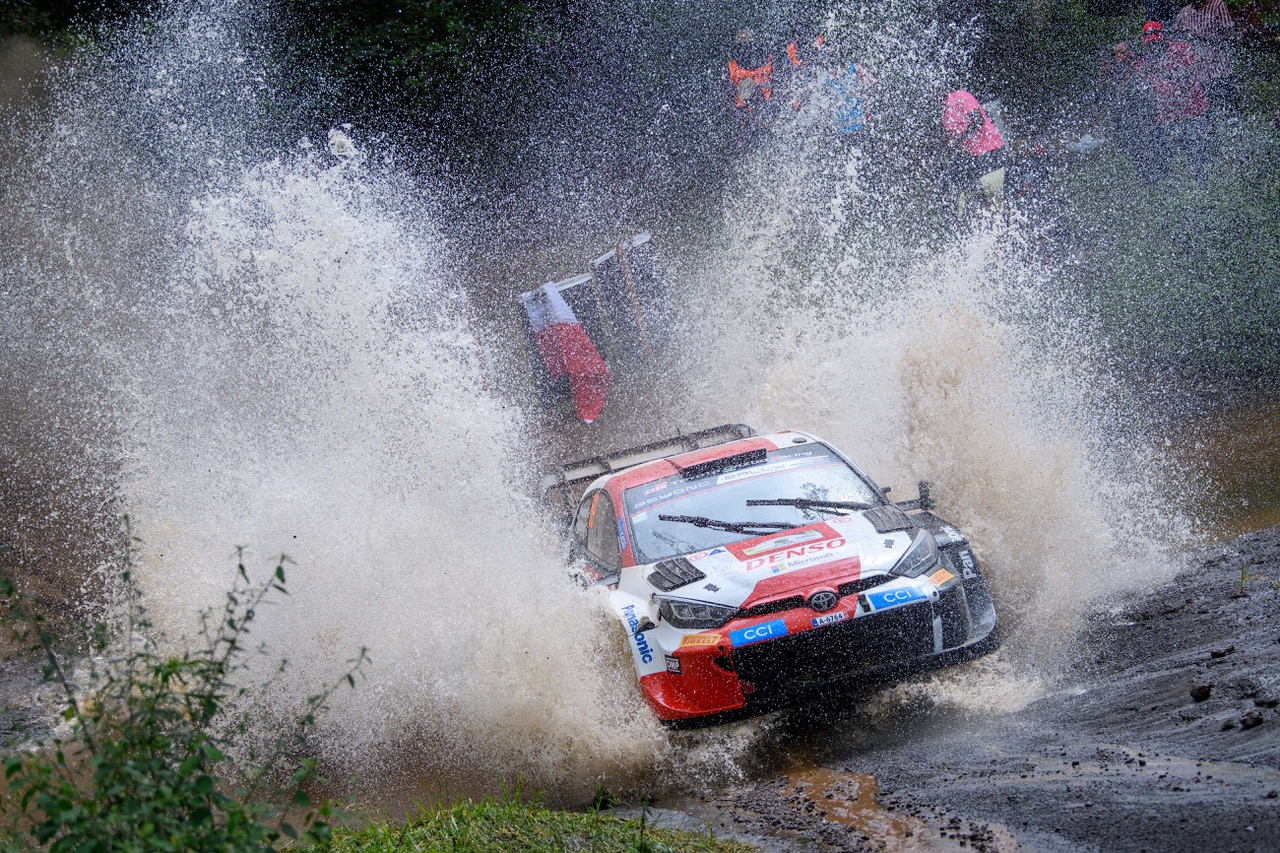 Négyes Toyota győzelem a WRC Szafari rallyn!