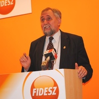 Lányok pornó ázsiakat csinálnak
