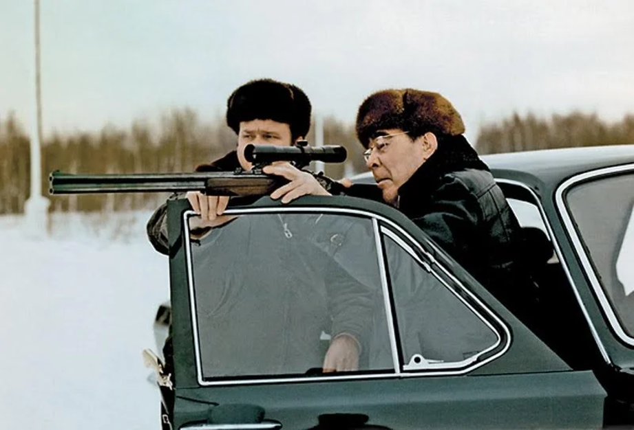 9_brezsnyev_vadaaszton.png