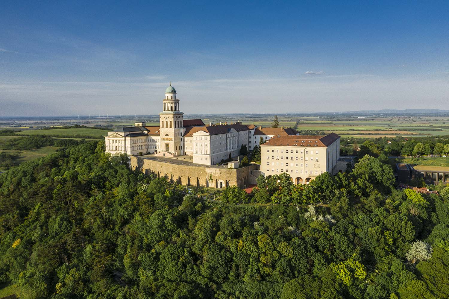 pannonhalmi_foapatsag_pannonhalma.jpg