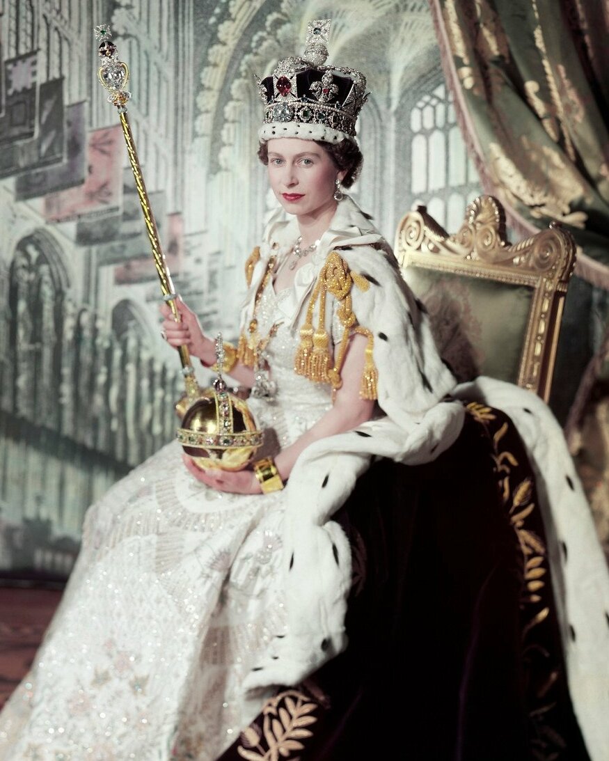 queen_elizabeth_ii_on_her_coronation_day_cropped_1953.jpg