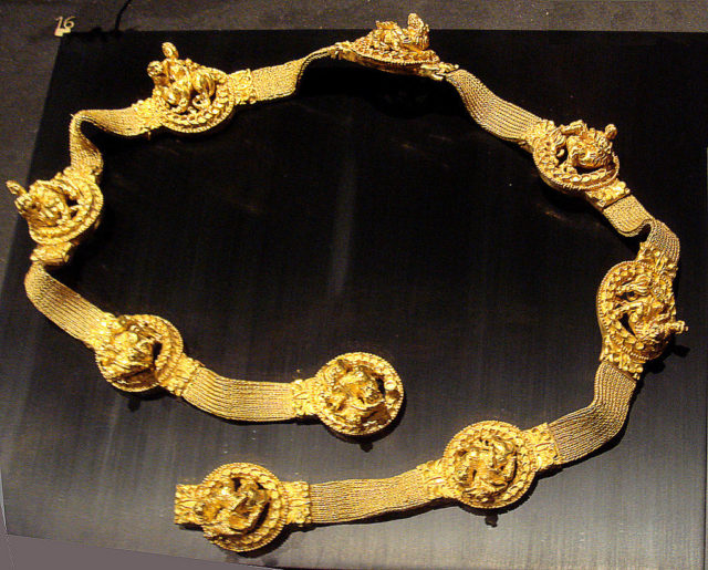 belt-from-tillia-tepe-with-depictions-of-dyonisus-riding-a-lion_-photo-credit-640x515.jpg