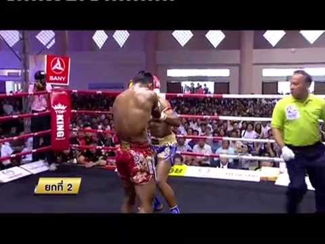 Félgőzzel is győzött Buakaw