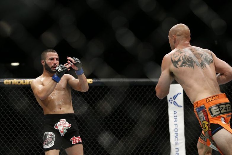 089_donald_cerrone_vs_john_makdessi_0_0_0.jpg