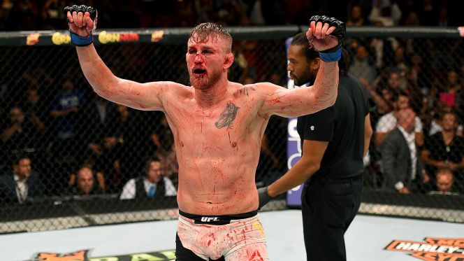 100315-ufc-gustafsson-raises-hands-ahn-pi_vadapt_664_high_13.jpg