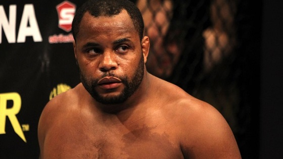 Daniel-Cormier1-640x360.jpg