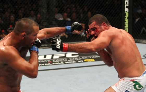 UFC-139-Shogun-vs-Henderson.jpg