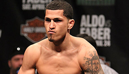 anthony-pettis-wec-48-w-450x260.jpg