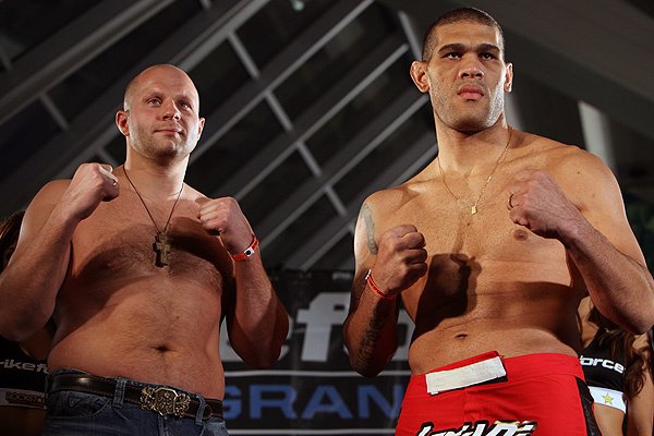 bigfoot-vs-fedor-2-hwgp-weigh-in.jpg