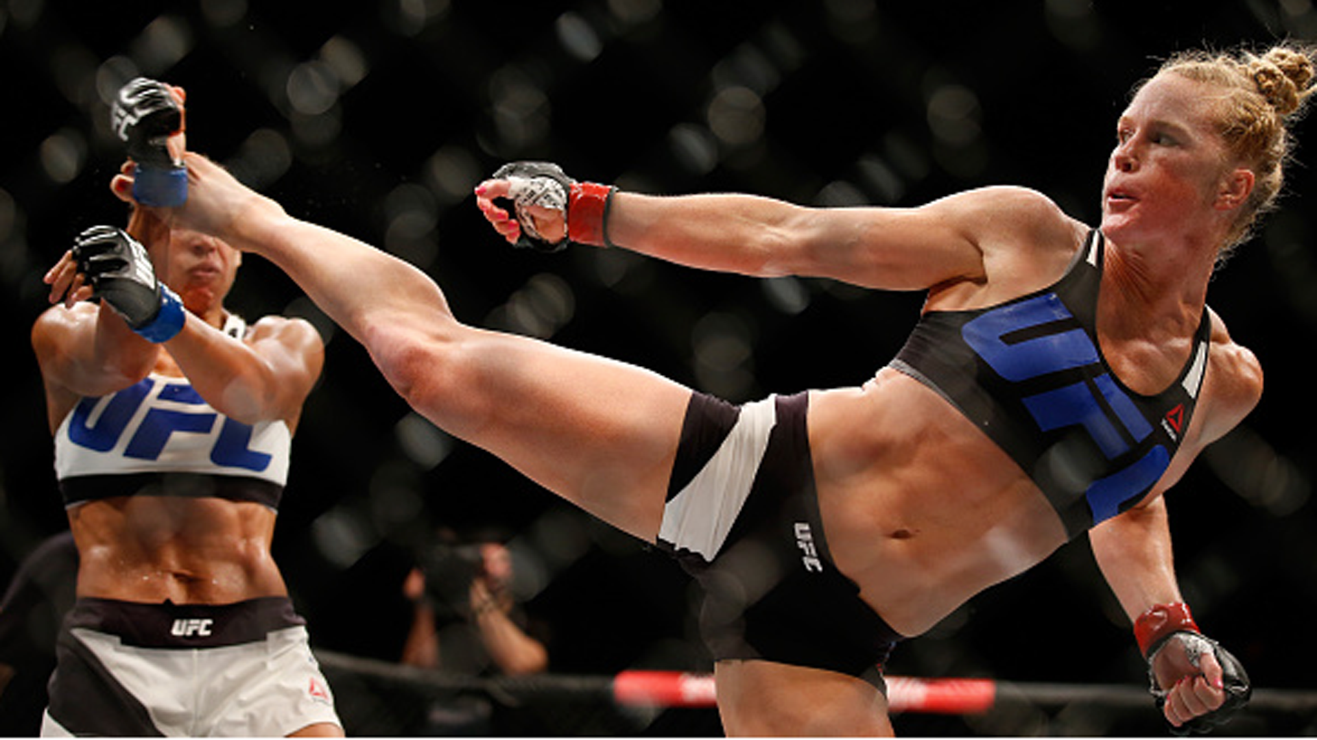 holly-holm-ufc-082115-getty-ftr_1llx4nnezdfnl1brwkxdxu5dxp.png