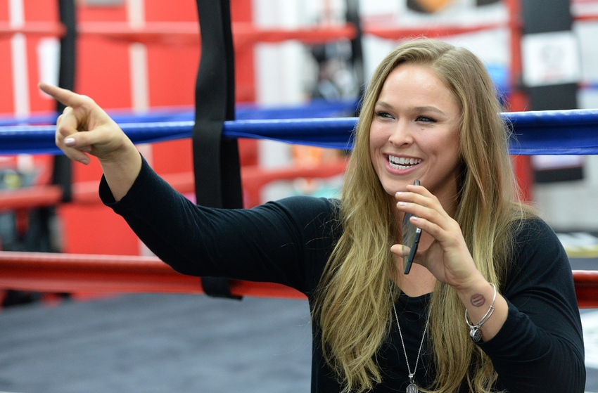 ronda-rousey-mma-ufc-184-ronda-rousey-media-day2.jpg