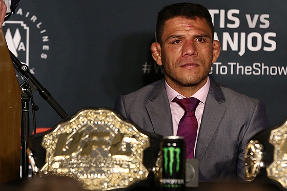 rafael_dos_anjos_belt.jpg