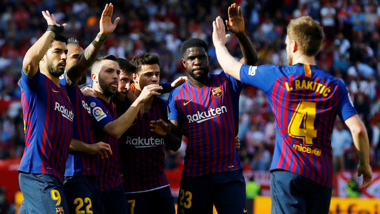 messi-loodst-barcelona-met-vijftigste-hattrick-naar-winst-in-sevilla.jpg