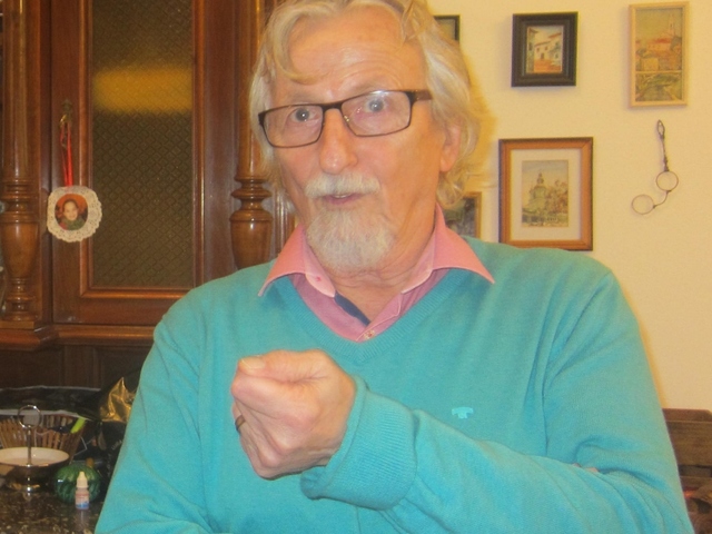 Civil Rádió: Huncik Péter, Trianon