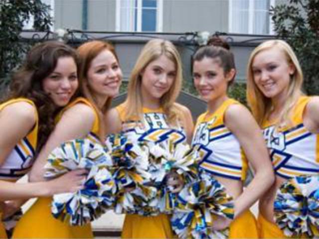 Botrányos pompomlányok (Fab Five: The Texas Cheerleader Scandal, 2008)