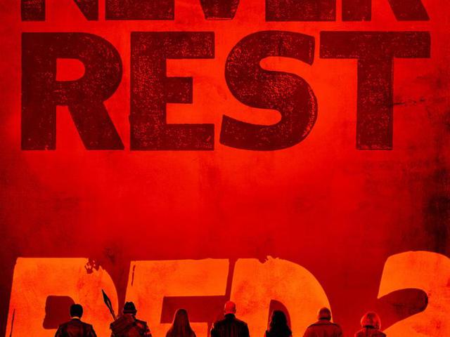 Red 2 (2013)