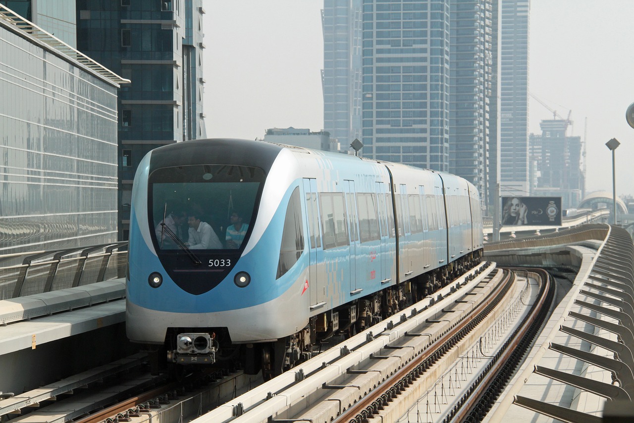 dubai_metro.jpg