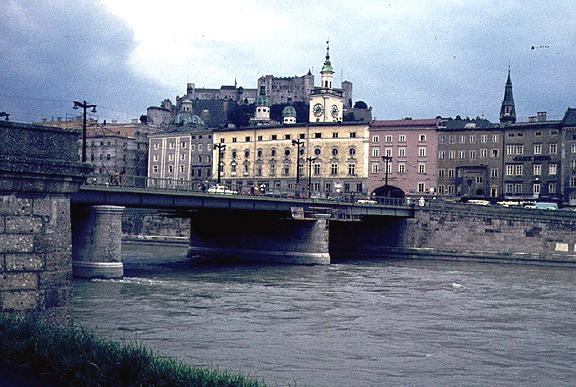 00salzburg2.jpg