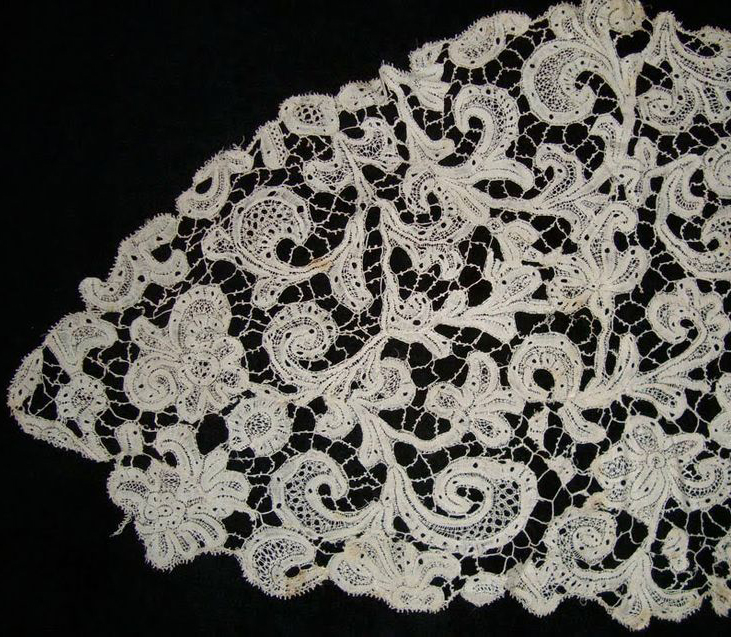 17thc_flemish_bobbin_lace.jpg