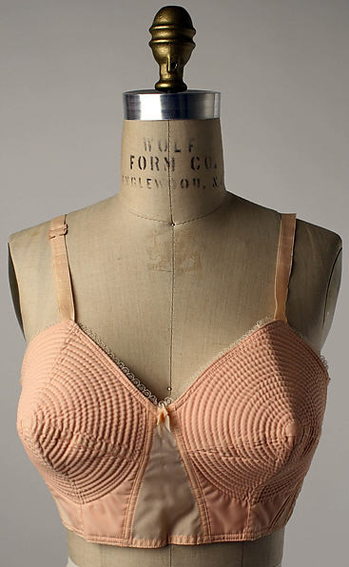 2001_672_f_bullet_bra_1950s.jpg