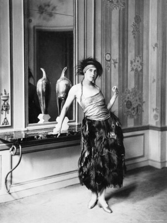 Paul-Poiret-couture-dress-1919_feleseg.jpg