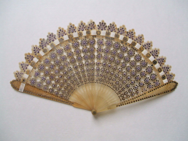 hand_fan_fempottyos_1815-1820.jpg