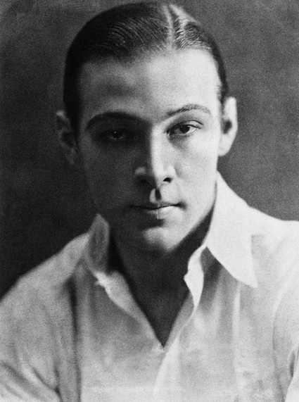 rudolph_valentino_pd.jpg