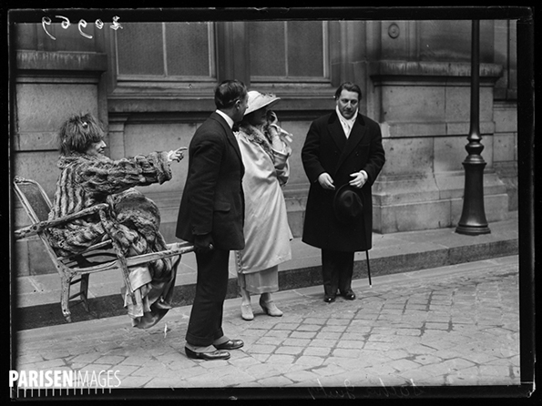 srahbernhardt_hordszek_1919_paris-en-images.jpg