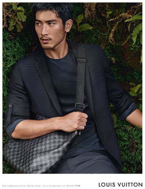 godfrey-gao-louis-vuitton-men-spring-summer-2011-ad-campaign.jpg