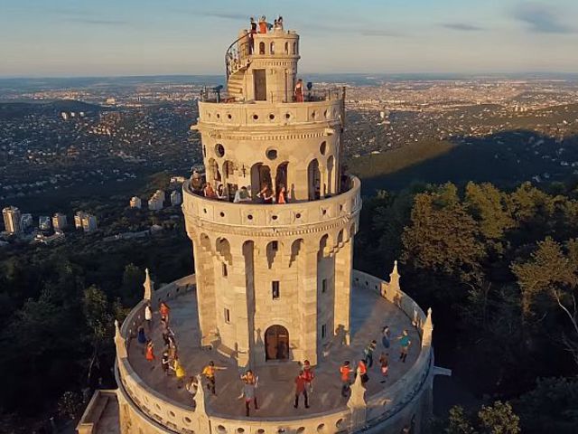 Táncold végig Budapestet! - Lenyűgözően látványos videóval