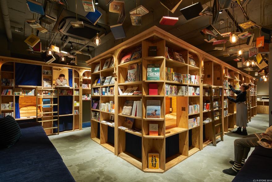 bookstore-hostel-book-and-bed-tokyo-kyoto-2.jpg