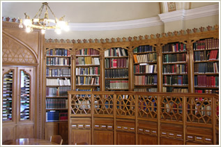 MTA Könyvtár, keleti gyűjtemény, az MTA palotájának földszintjén