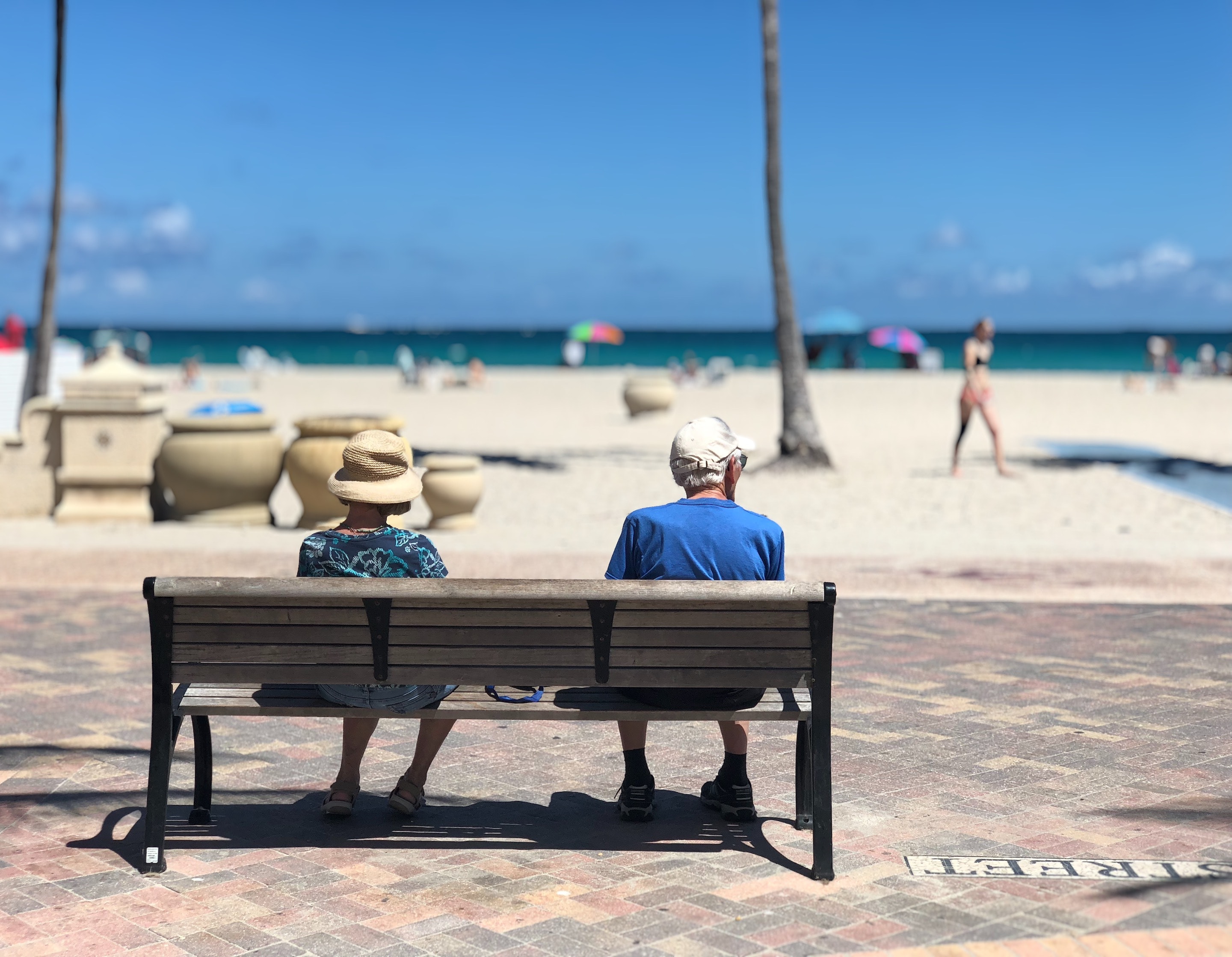 adult-beach-bench-1034597.jpg