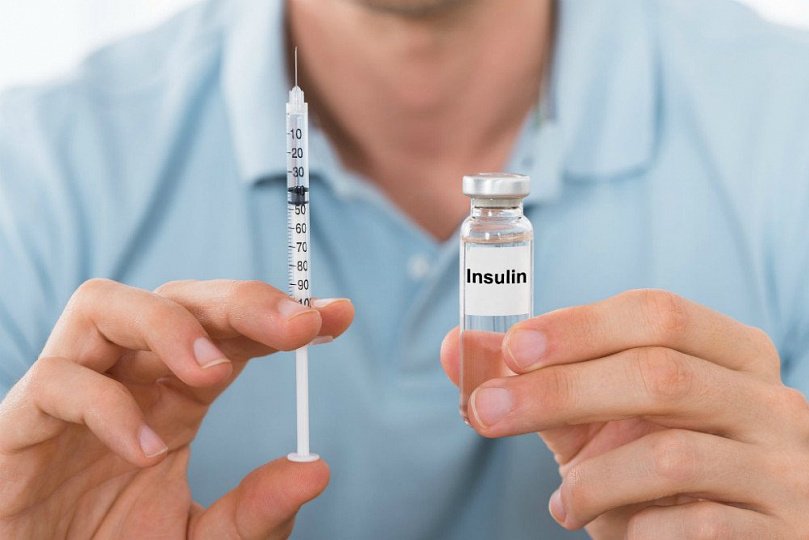 insulintrk.jpg